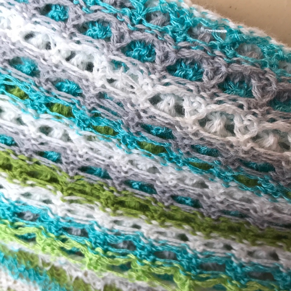 Sharon Young M beach weave travel top - Picture 3 of 7